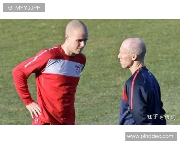 足球明星子承父业，谁最为出众？